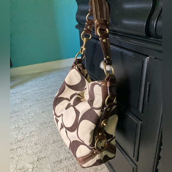 Authentic Coach Purse - Picture 3 of 11